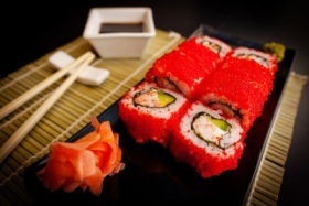 Сколько стоит заказать суши на дом