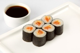 Доставка наборов роллов easy sushi