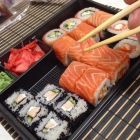 Заказать суши и роллы с доставкой alexelektro ru