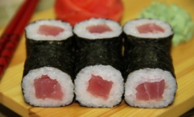Где можно заказать суши роллы белгород