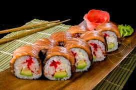 Заказать вкусные суши на дом the house